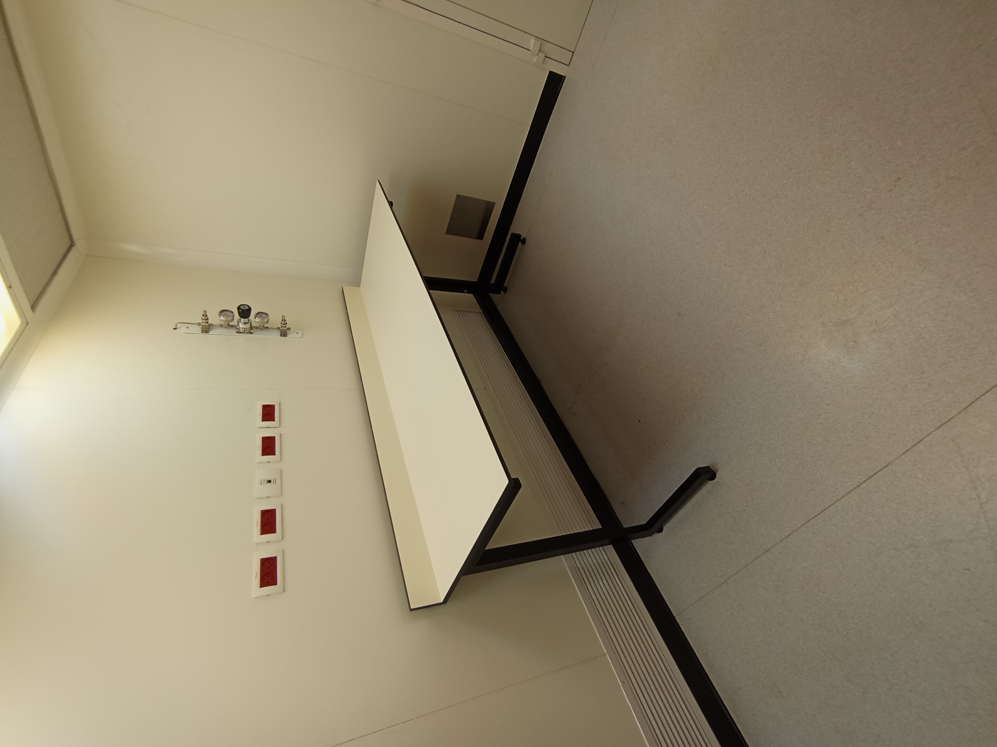 ציוד ופתרונות